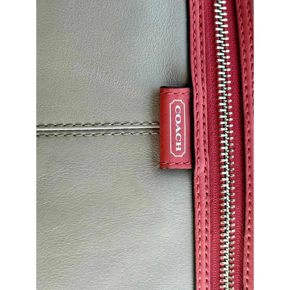 Leather Crossbody Messenger iPad eReader w Adjustable Strap
